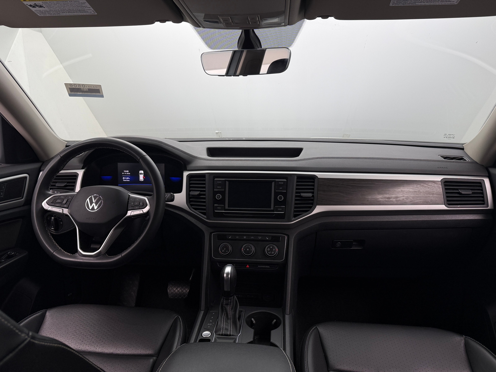 Thumbnail: 2022 Volkswagen Atlas - 2