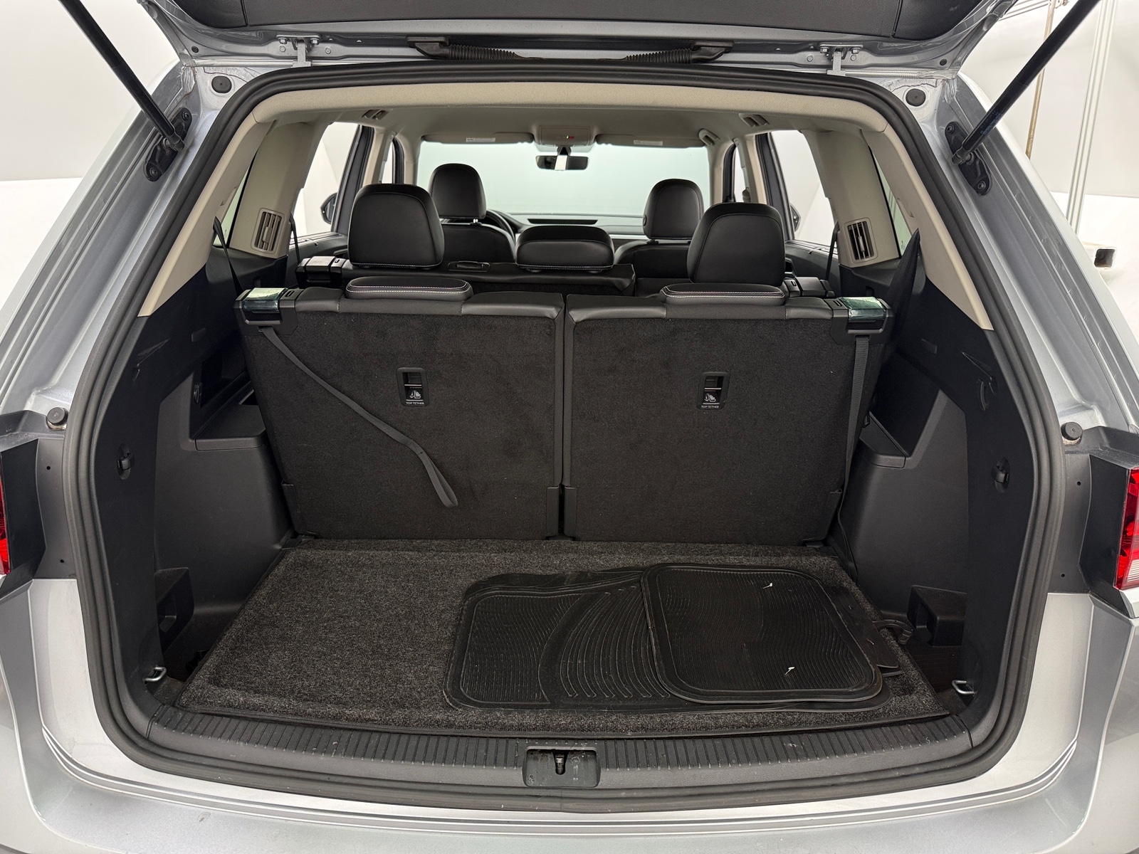 Thumbnail: 2022 Volkswagen Atlas - 6