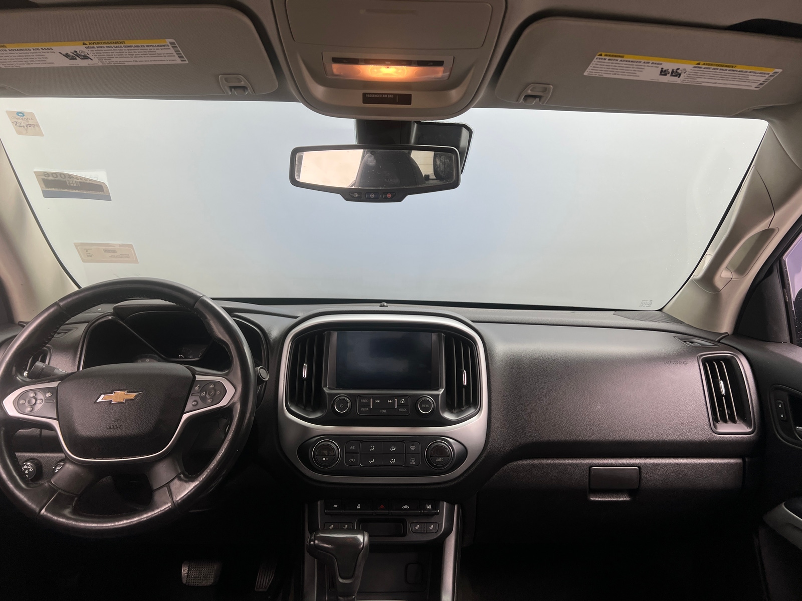 Thumbnail: 2018 Chevrolet Colorado - 3