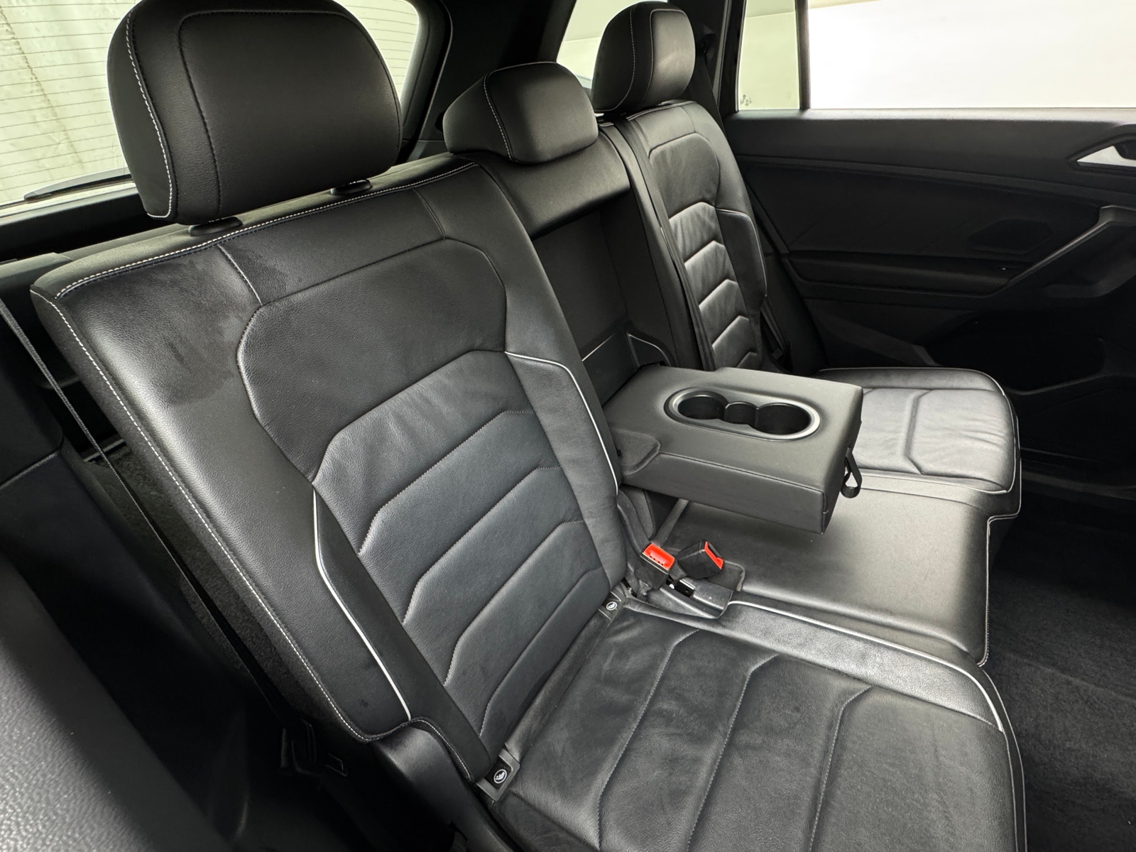 Thumbnail: 2021 Volkswagen Tiguan - 5