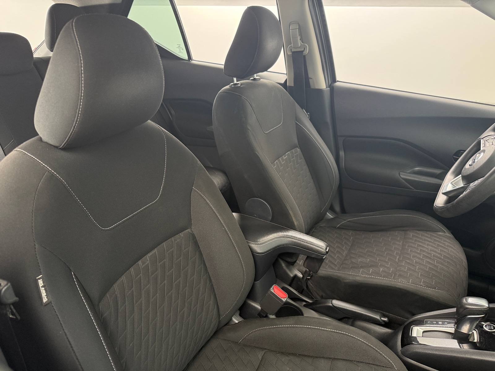 Thumbnail: 2021 Nissan Kicks - 2