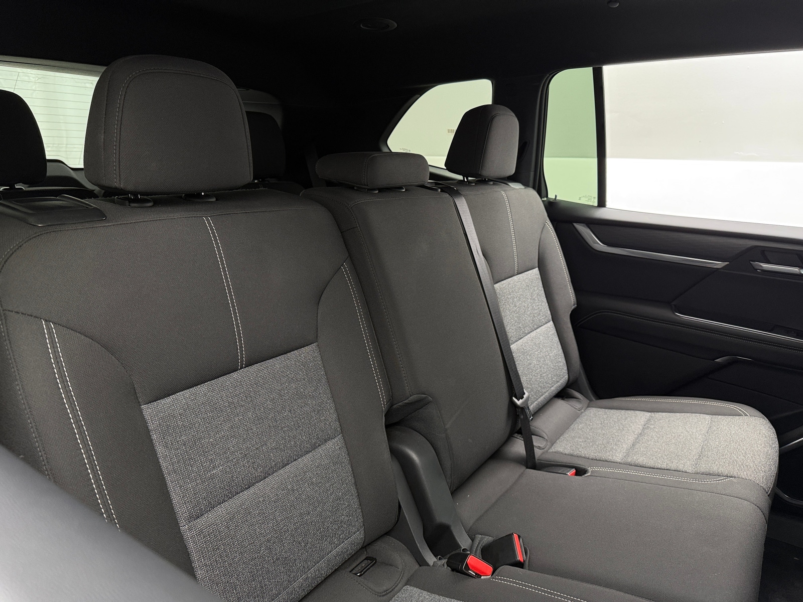 Thumbnail: 2025 GMC Acadia - 6