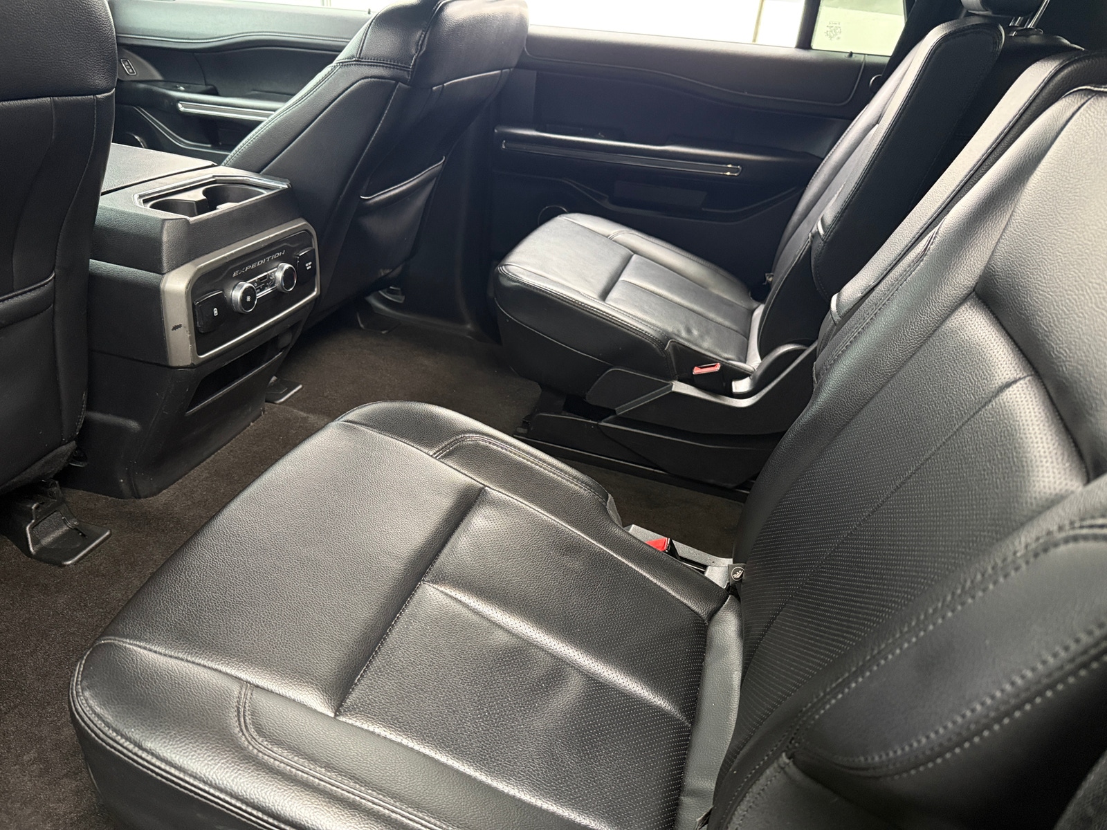 Thumbnail: 2021 Ford Expedition - 6