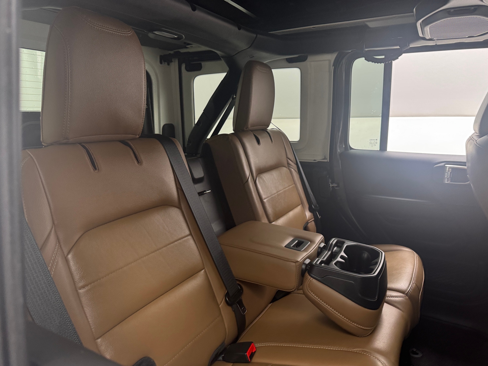 Thumbnail: 2021 Jeep Wrangler - 6