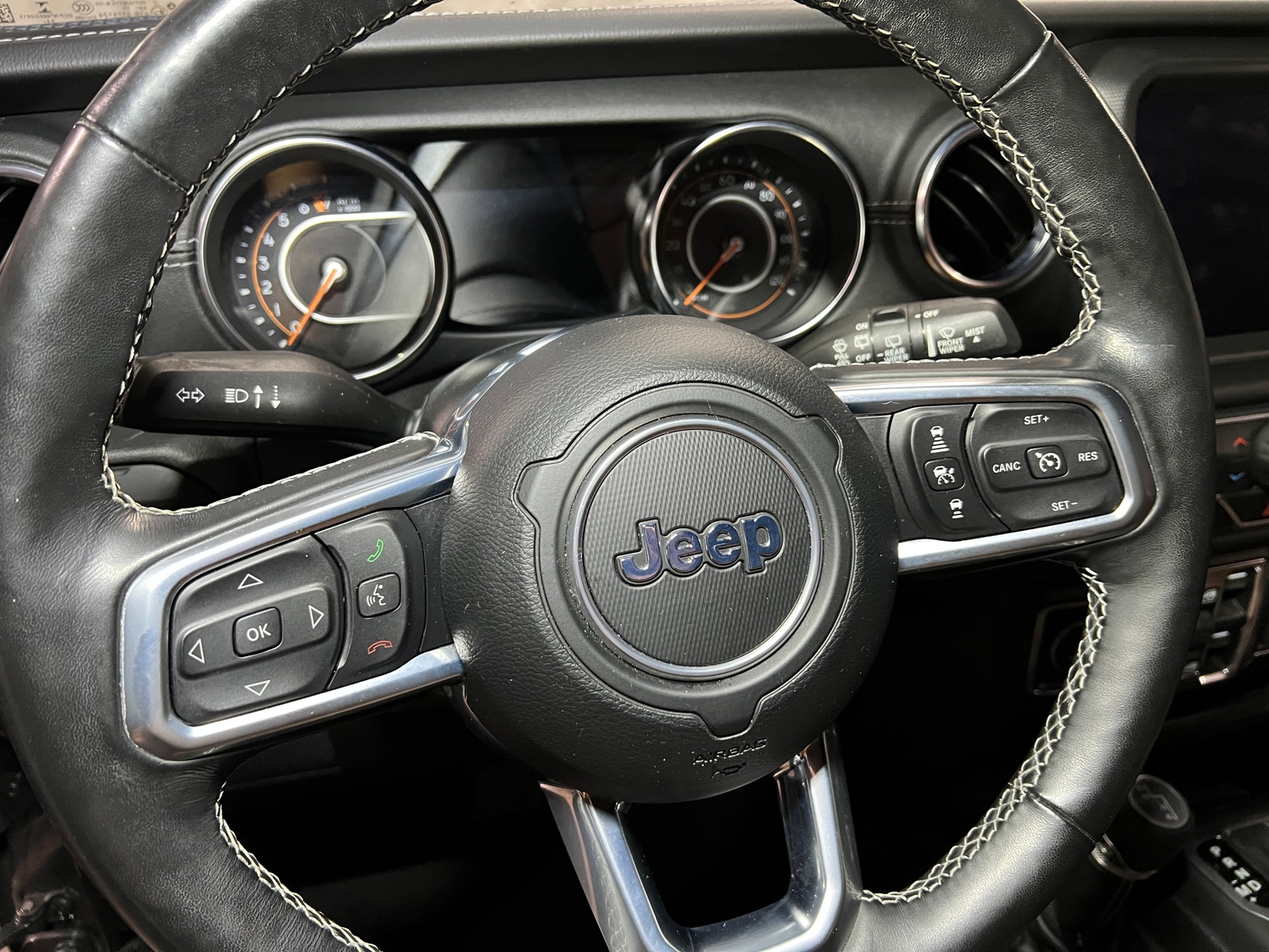 Thumbnail: 2021 Jeep Wrangler - 5