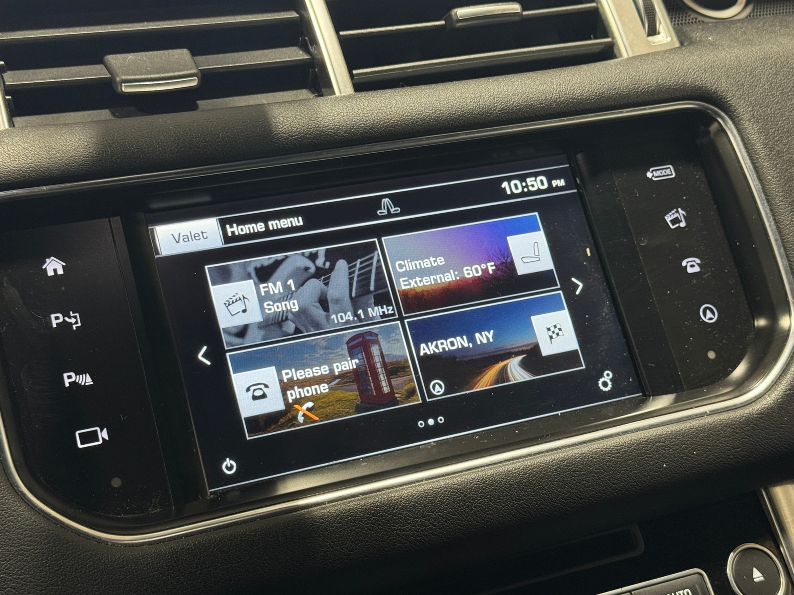 Thumbnail: 2016 Land Rover Range Rover Sport - 4