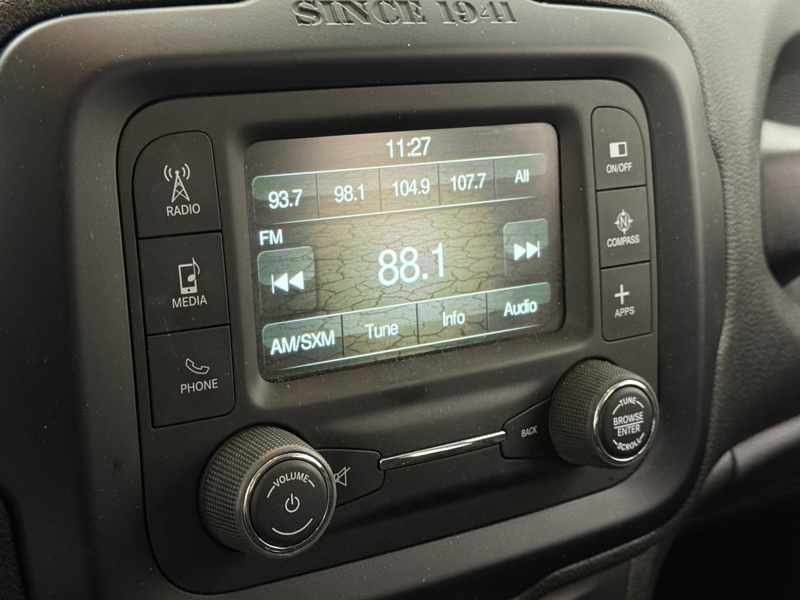 Thumbnail: 2017 Jeep Renegade - 4