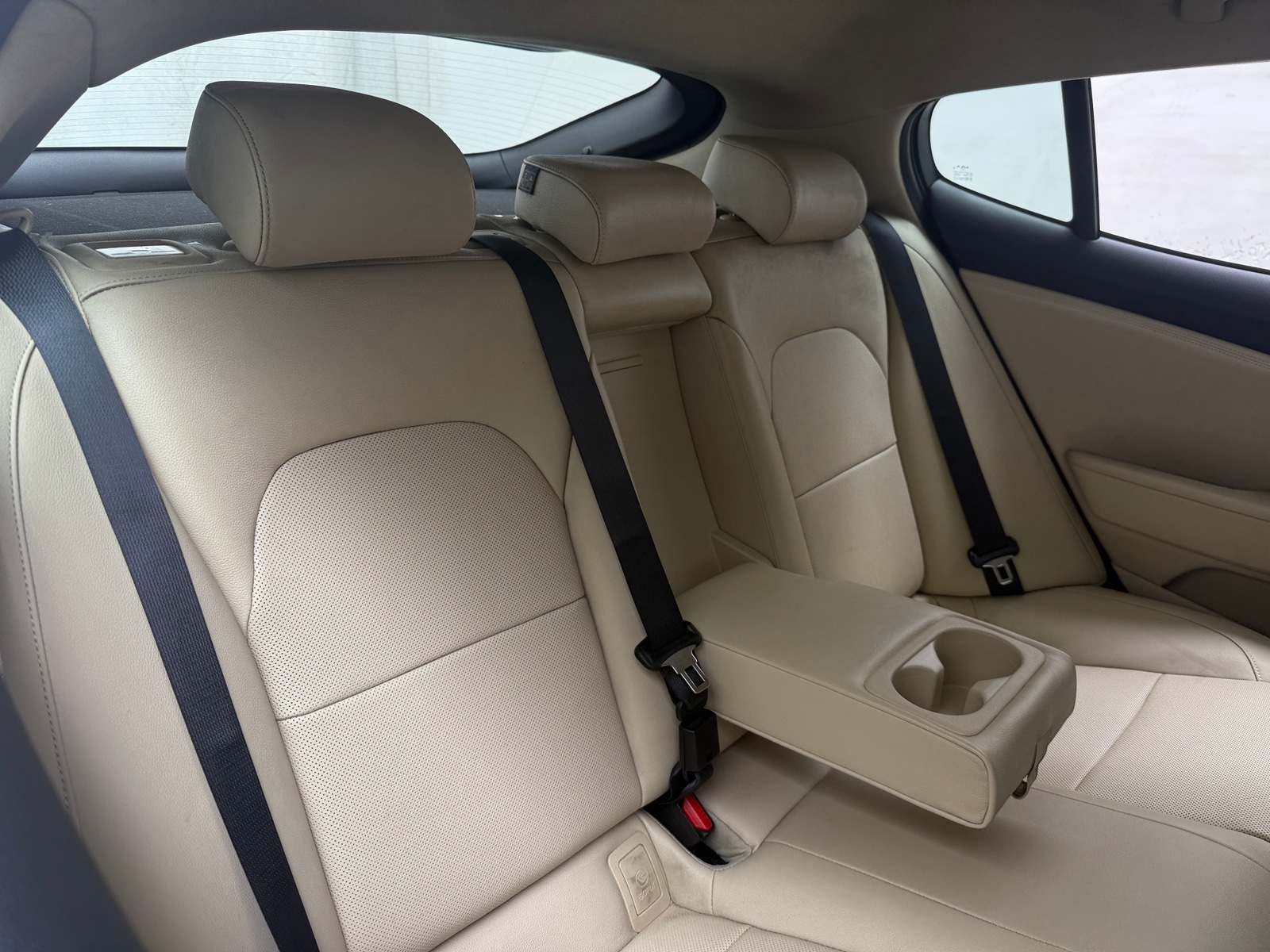 Thumbnail: 2022 Kia Stinger - 5