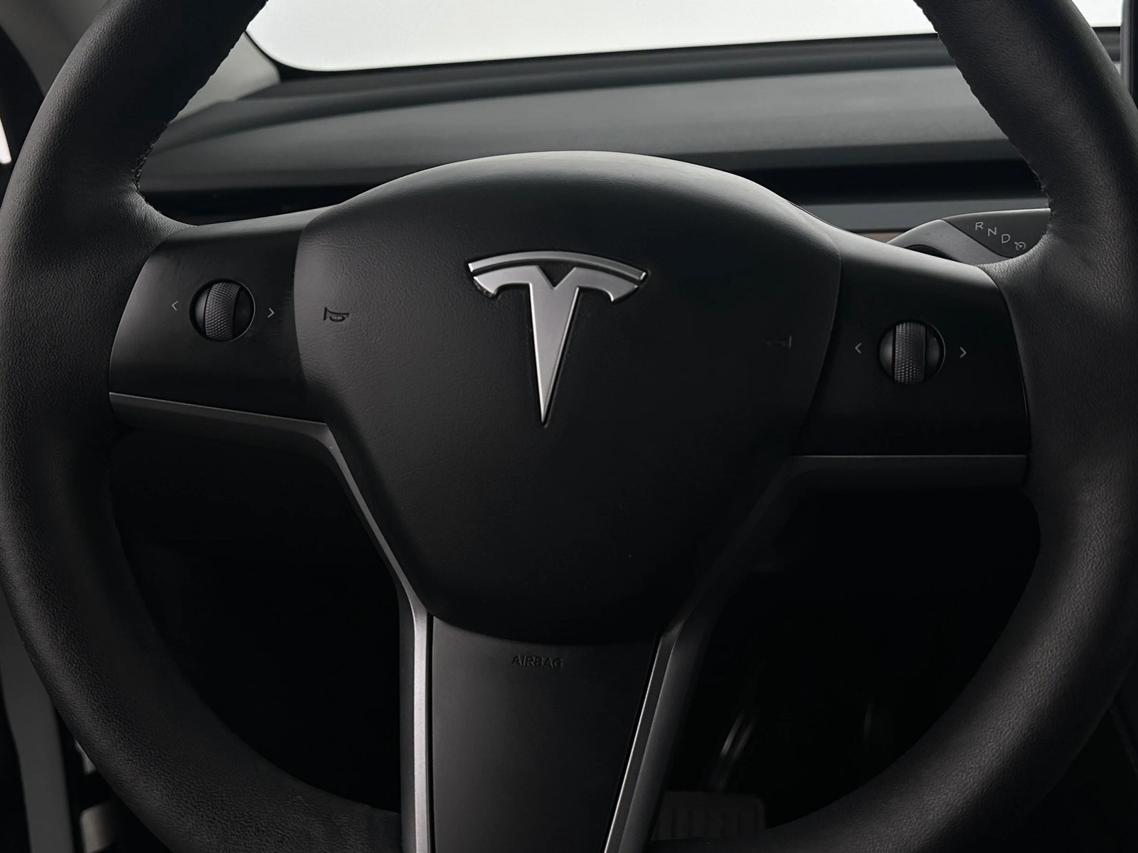 Thumbnail: 2023 Tesla Model Y - 4