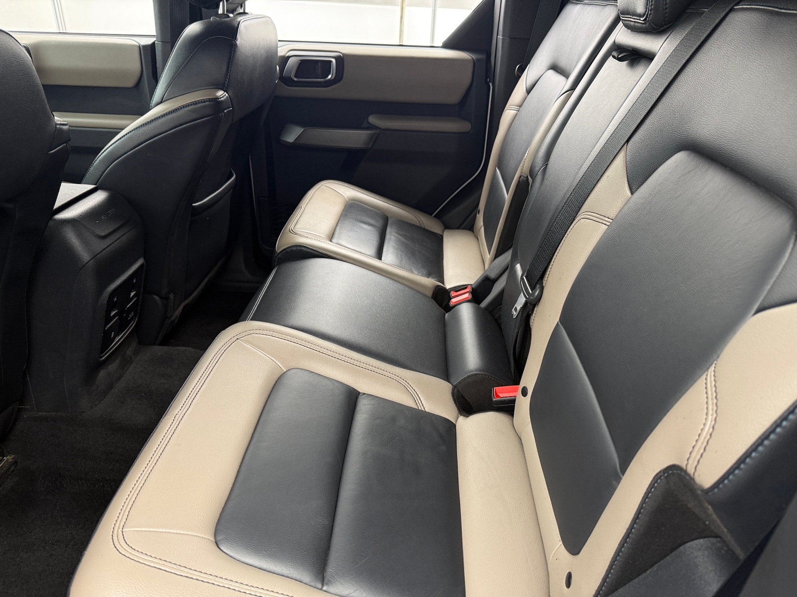 Thumbnail: 2023 Ford Bronco - 6