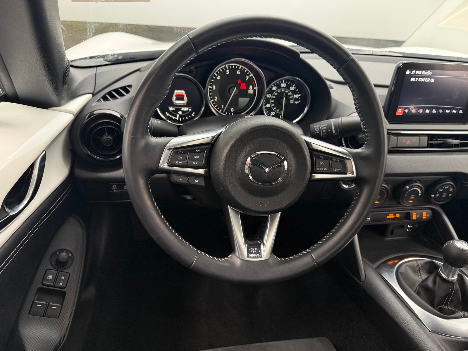 Thumbnail: 2023 Mazda MX-5 Miata - 4