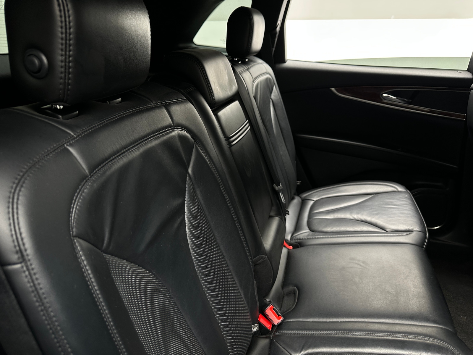 Thumbnail: 2019 Lincoln Nautilus - 5