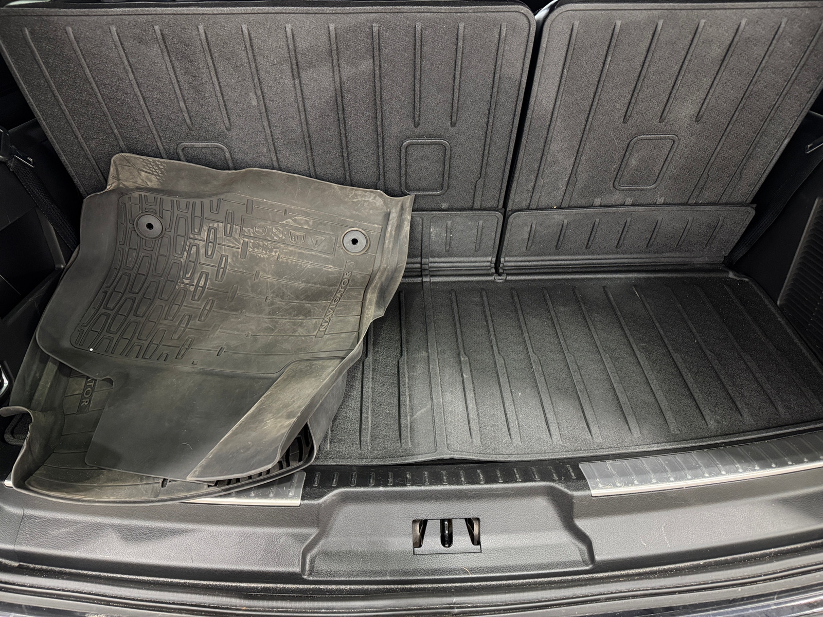 Thumbnail: 2019 Lincoln Navigator - 6