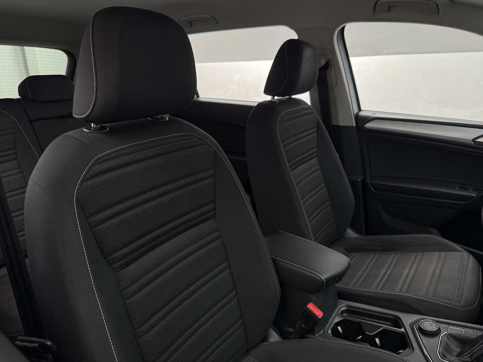 Thumbnail: 2022 Volkswagen Tiguan - 2