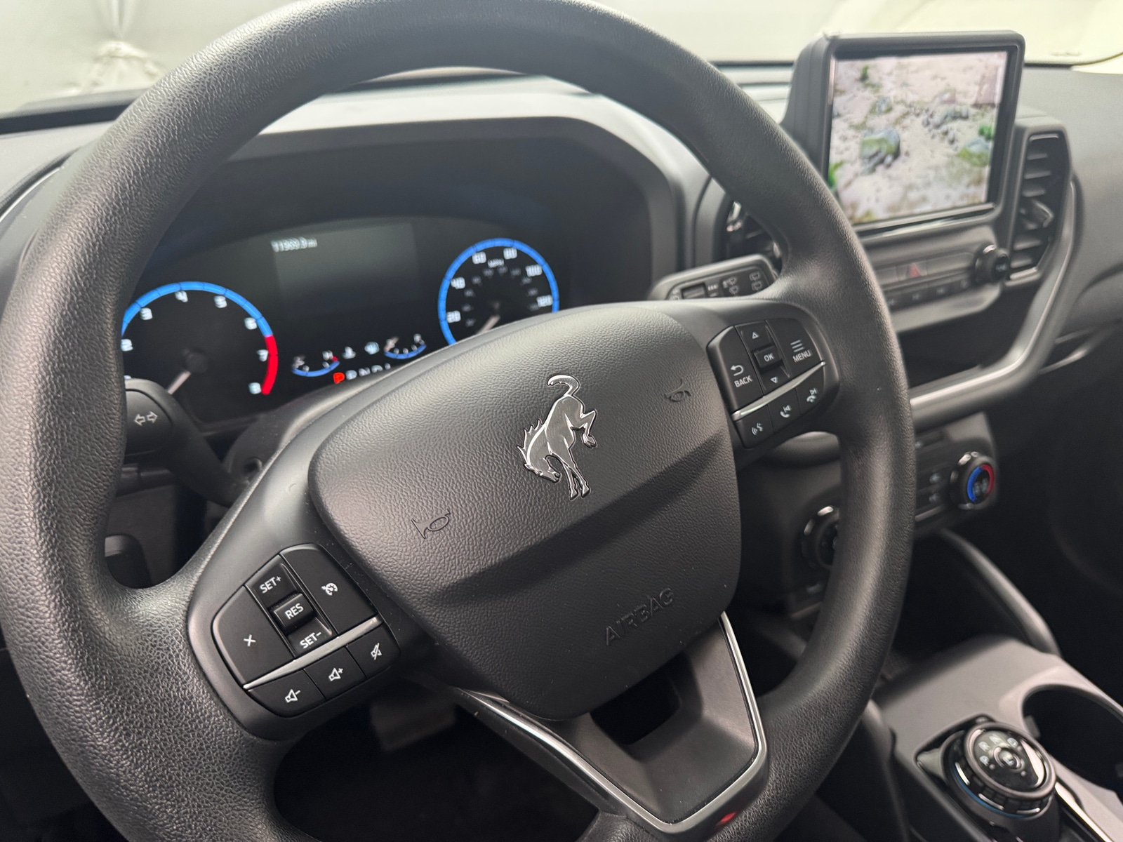 Thumbnail: 2022 Ford Bronco Sport - 5