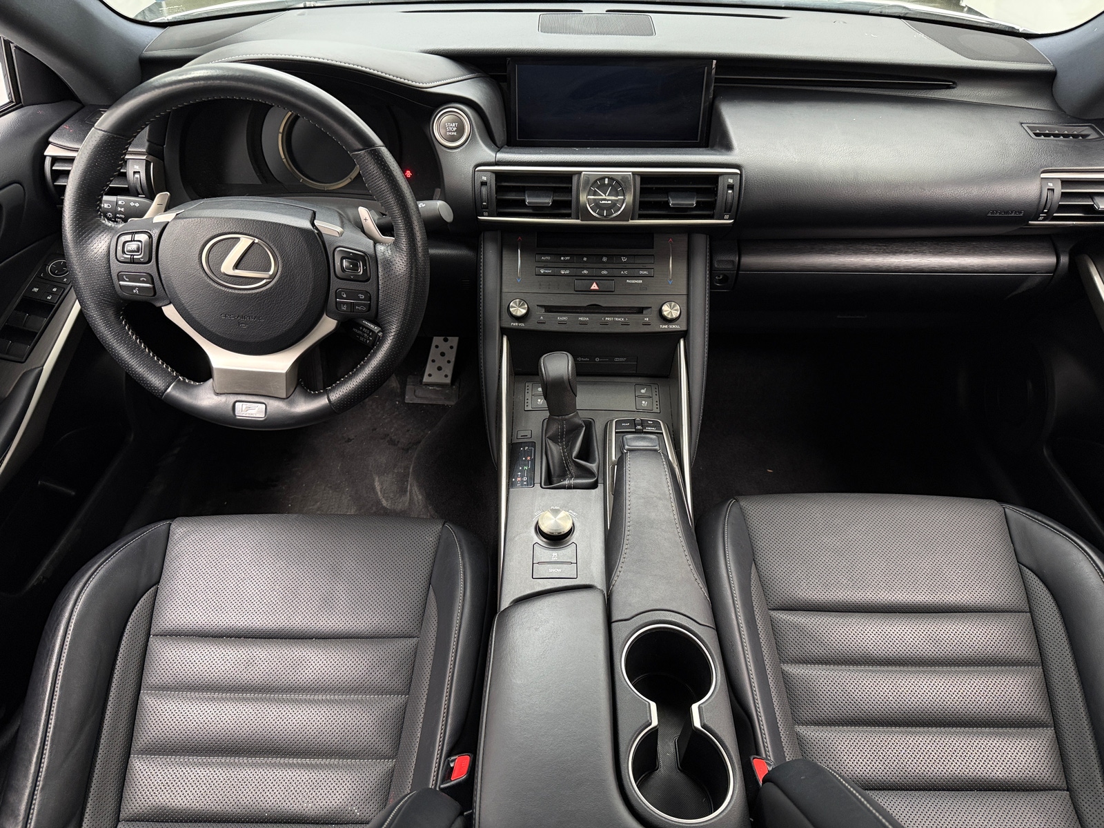 Thumbnail: 2019 Lexus IS - 2