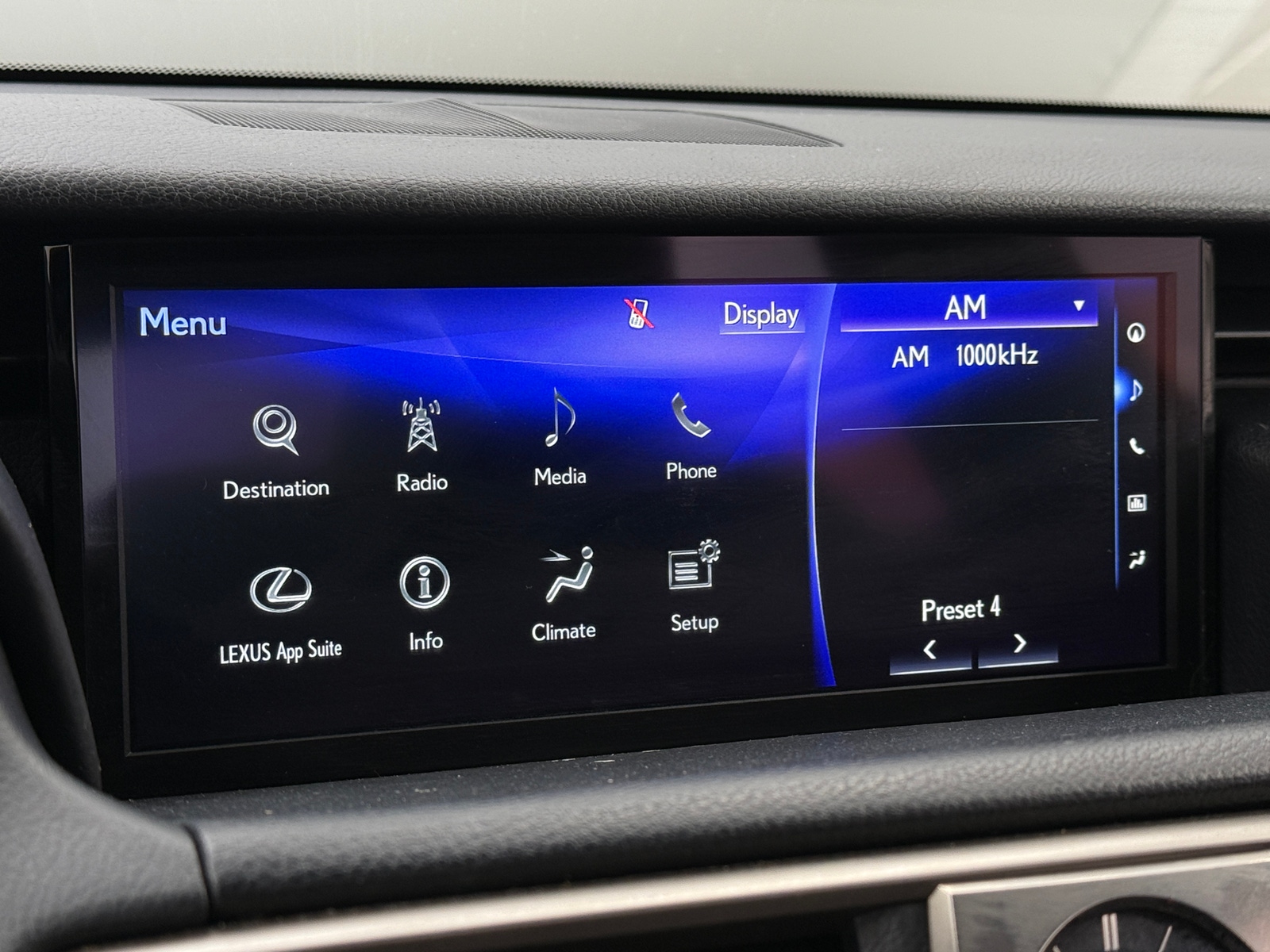 Thumbnail: 2019 Lexus IS - 3