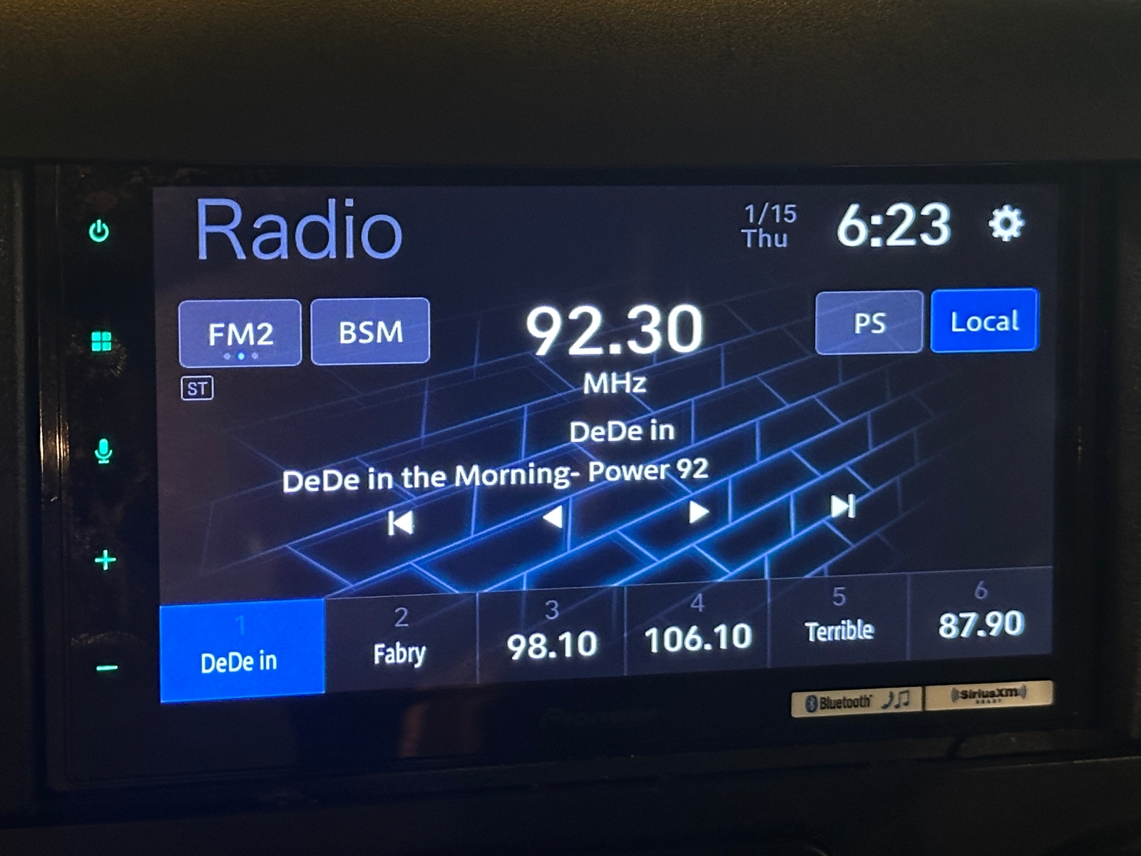 Thumbnail: 2017 Jeep Wrangler - 4