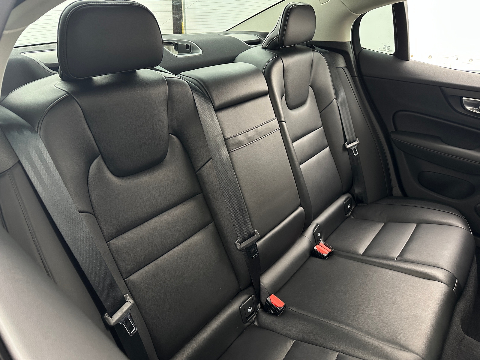 Thumbnail: 2024 Volvo S60 - 5