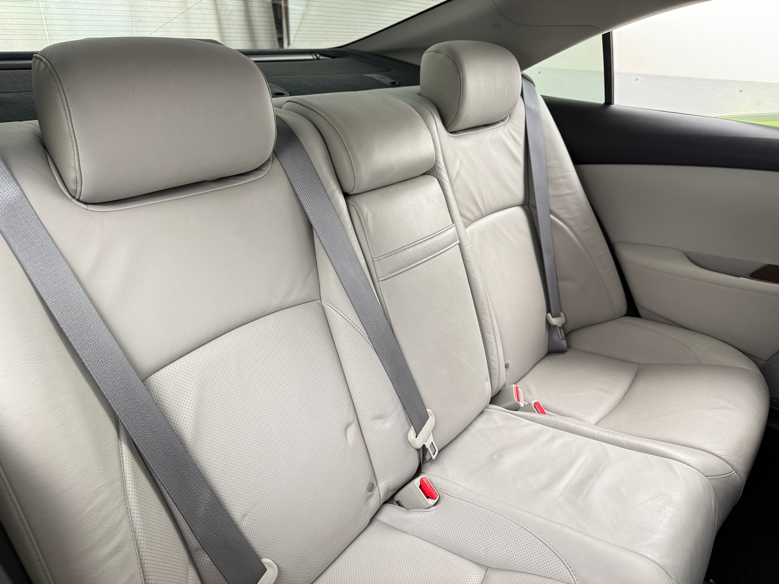 Thumbnail: 2010 Lexus ES - 5