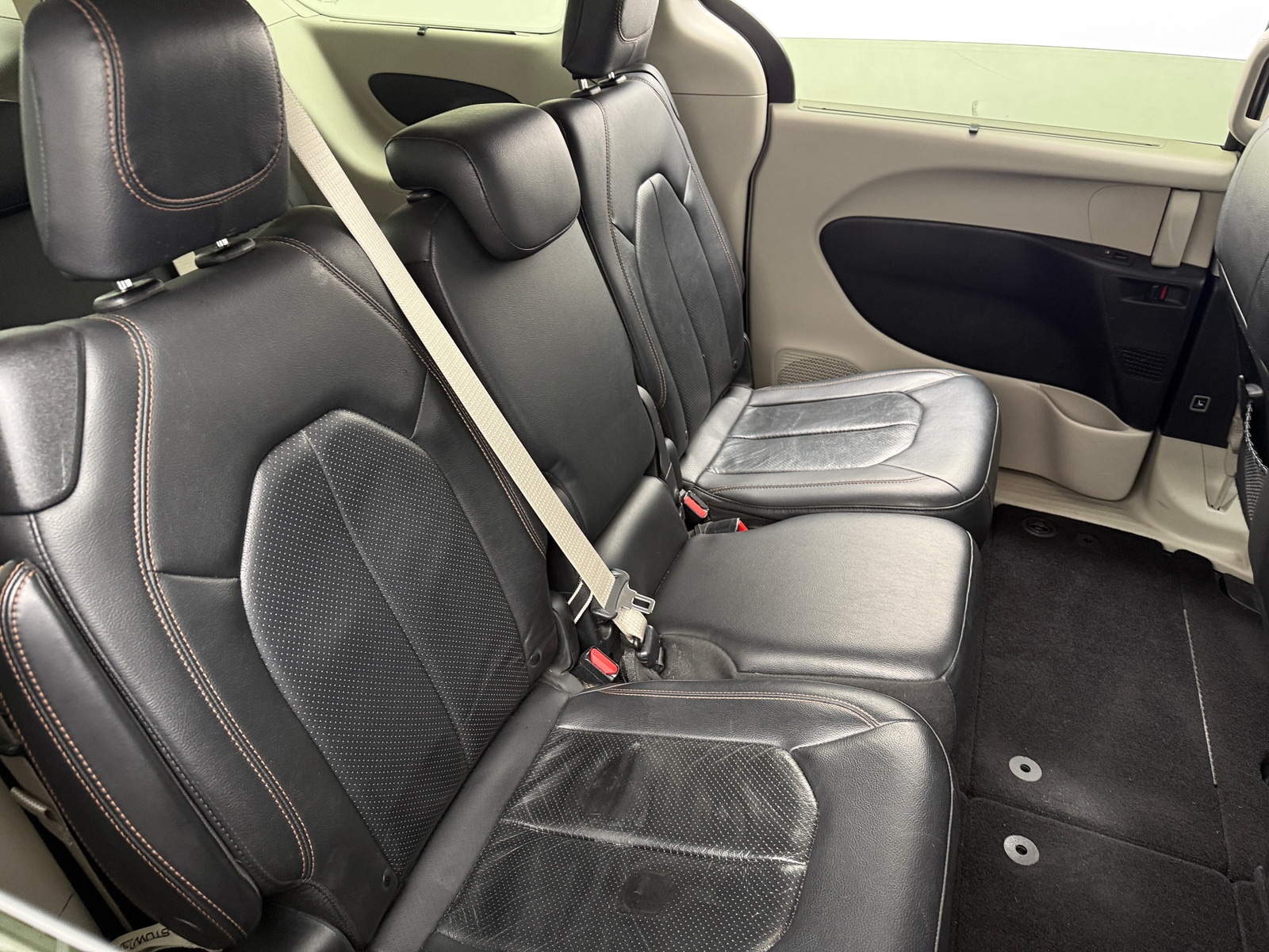 Thumbnail: 2020 Chrysler Pacifica - 5