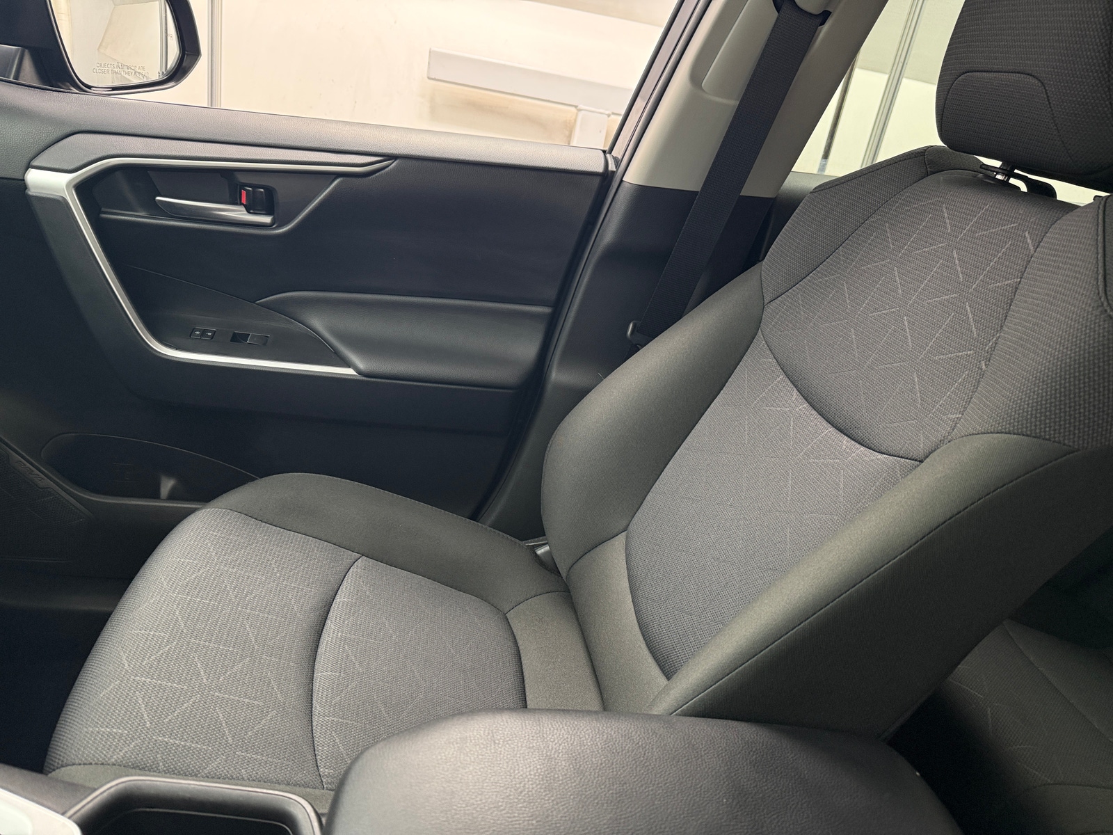 Thumbnail: 2025 Toyota RAV4 - 2