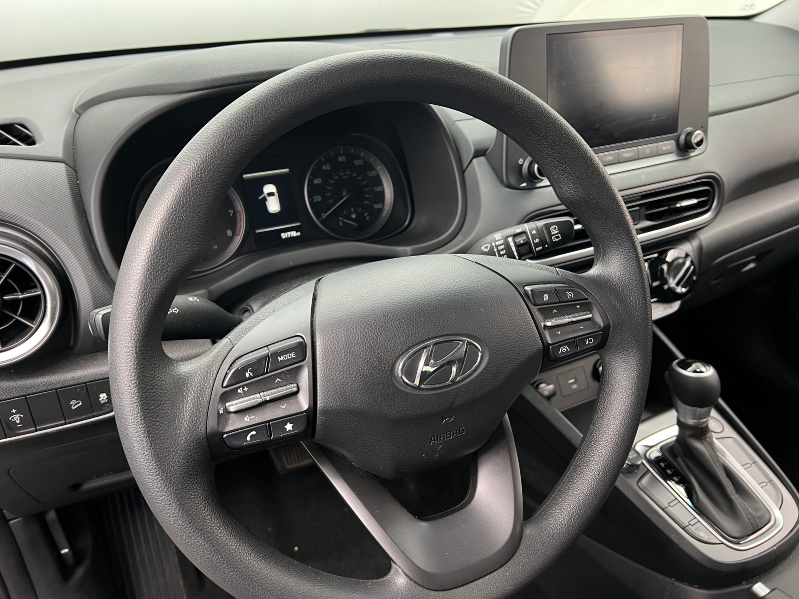 Thumbnail: 2022 Hyundai Kona - 5