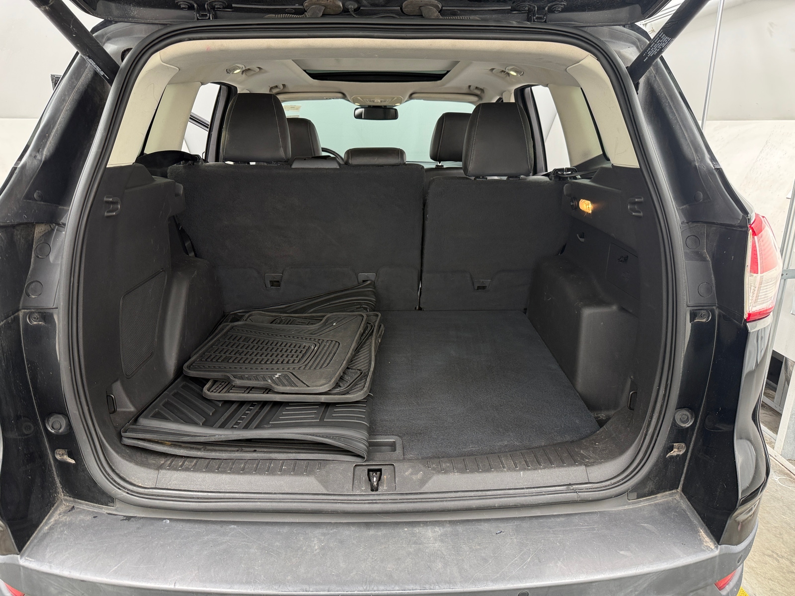 Thumbnail: 2015 Ford Escape - 6