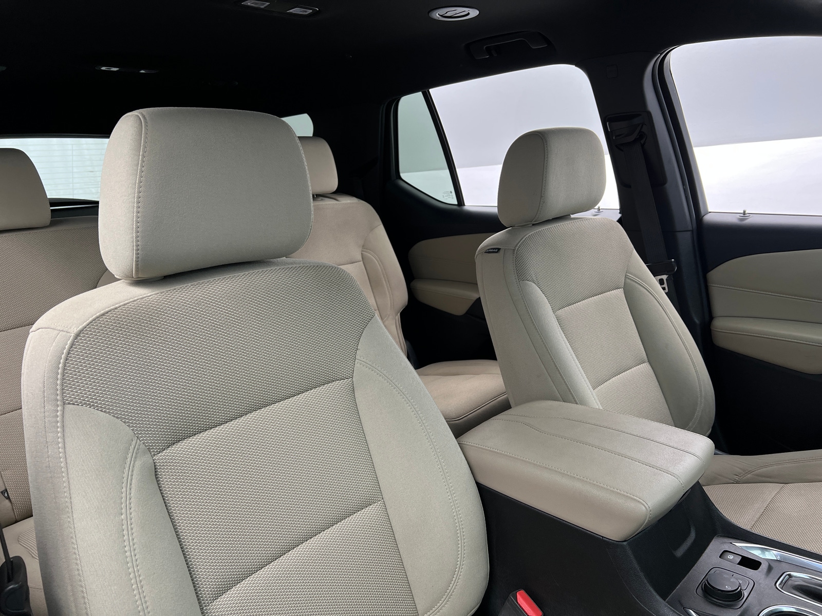 Thumbnail: 2023 Chevrolet Traverse - 2