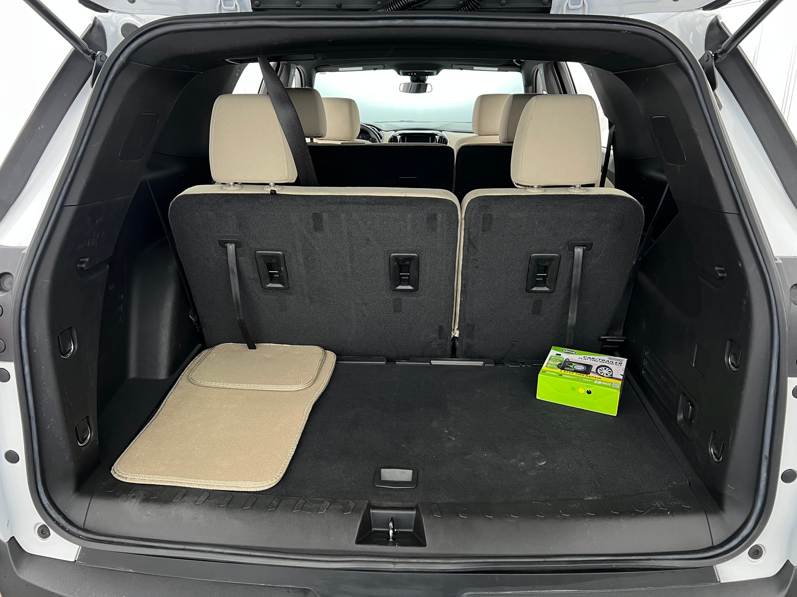 Thumbnail: 2023 Chevrolet Traverse - 7