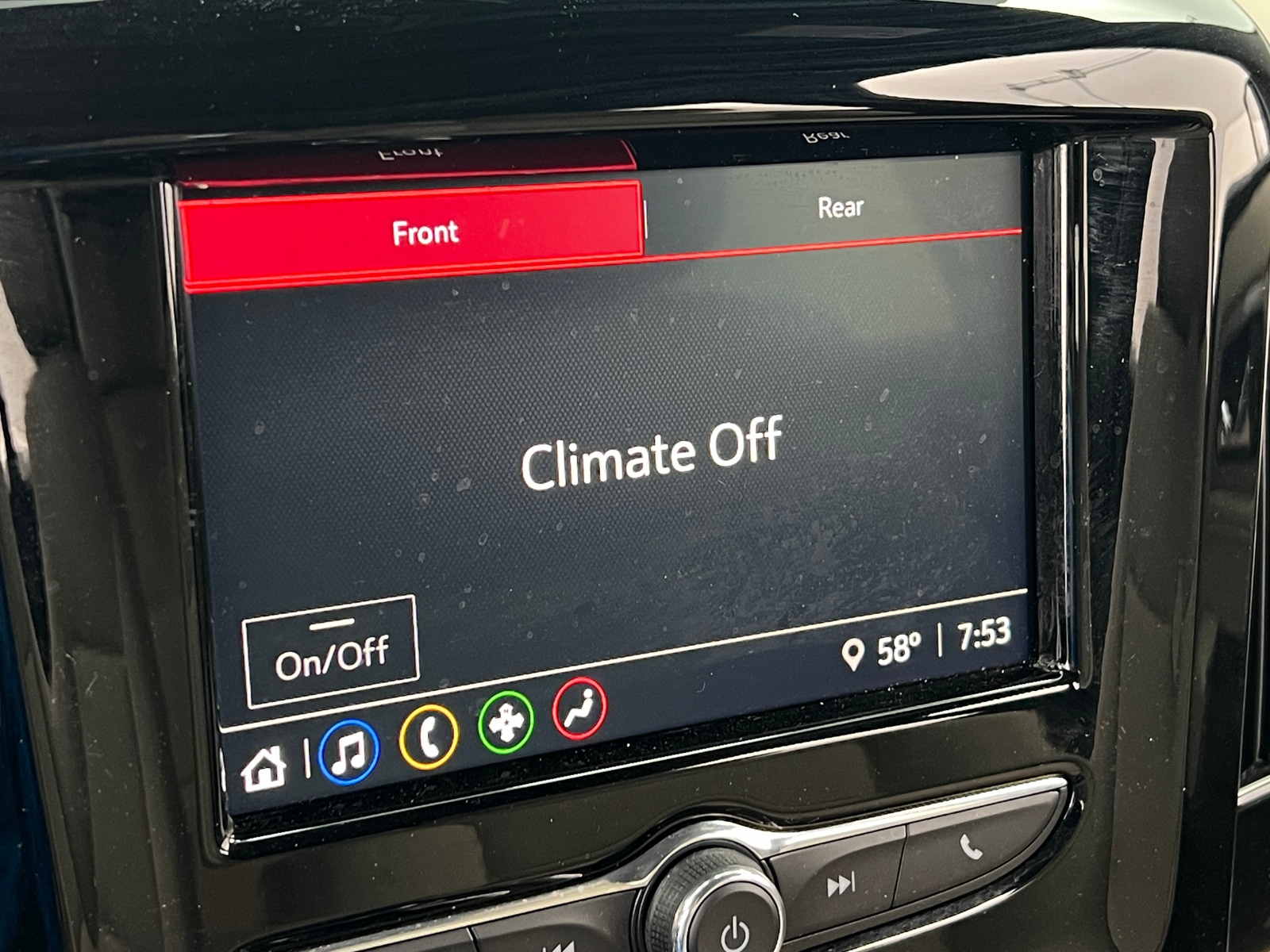 Thumbnail: 2023 Chevrolet Traverse - 4