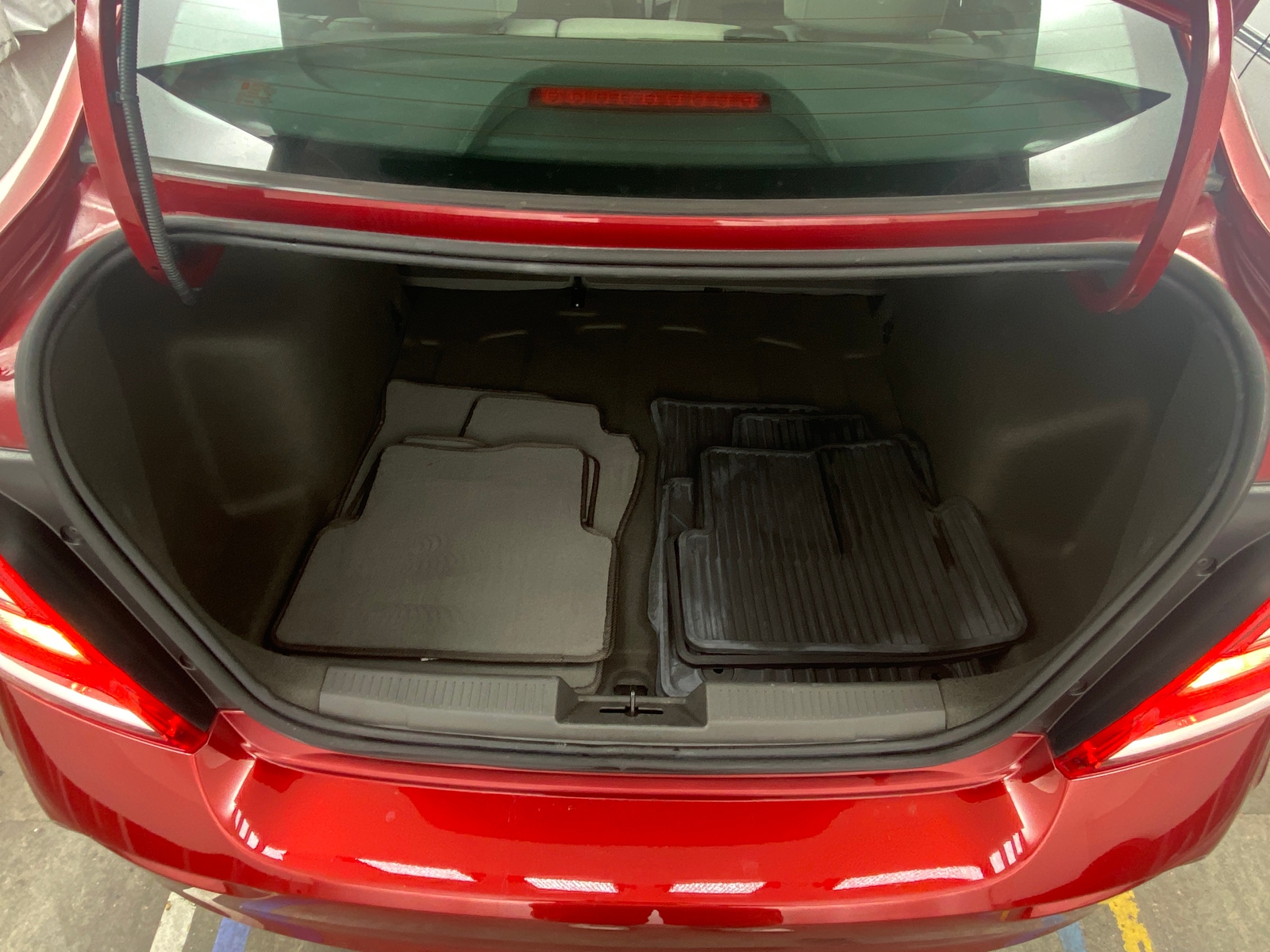 Thumbnail: 2018 Chevrolet Sonic - 7