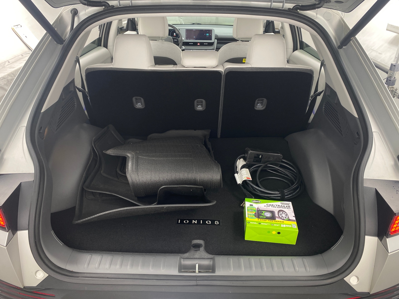 Thumbnail: 2023 Hyundai Ioniq 5 - 6