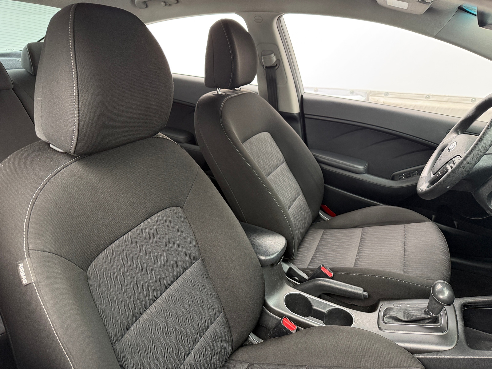 Thumbnail: 2016 Kia Forte - 2