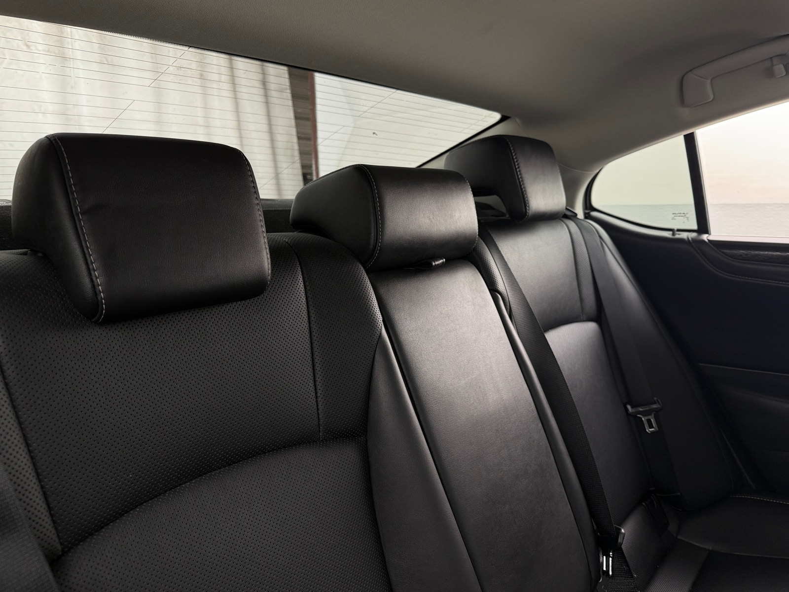 Thumbnail: 2022 Lexus ES - 5