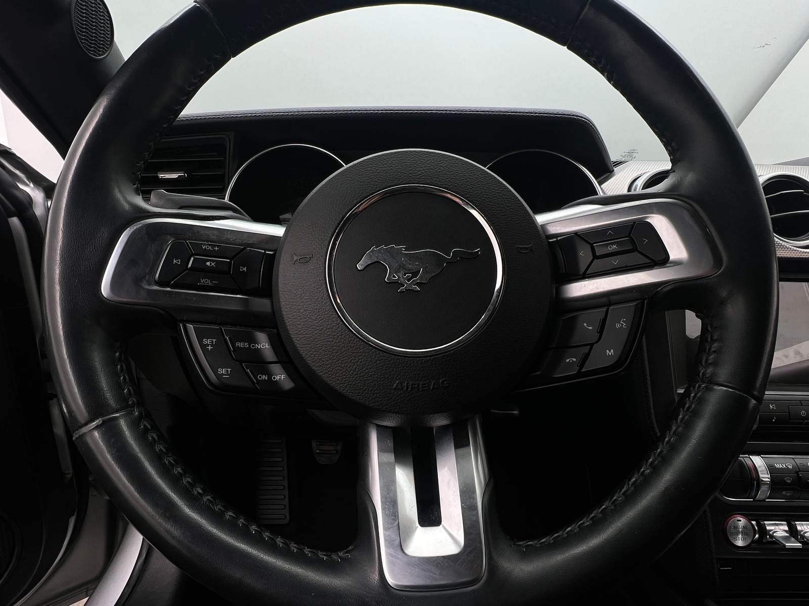 Thumbnail: 2018 Ford Mustang - 4