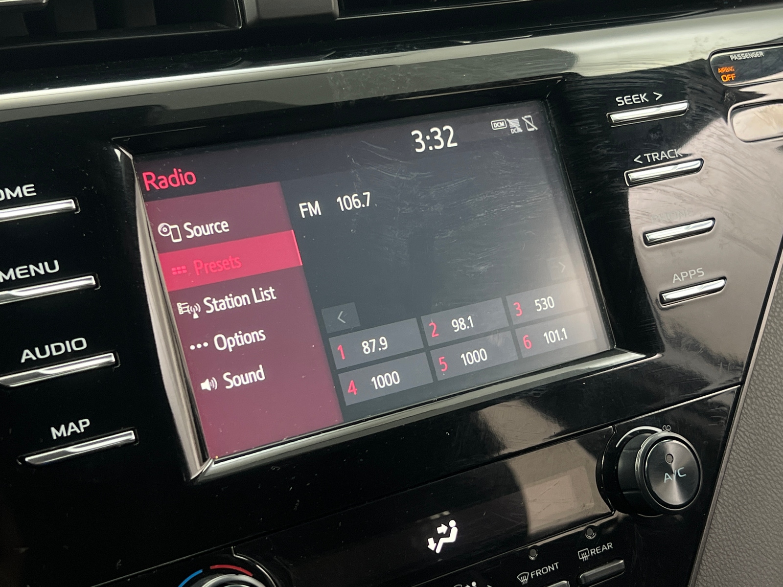 Thumbnail: 2019 Toyota Camry - 4