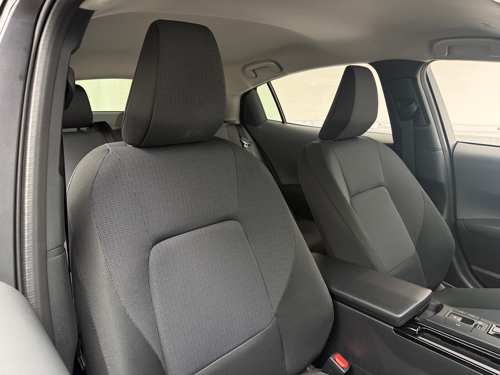 Thumbnail: 2025 Toyota Prius - 2