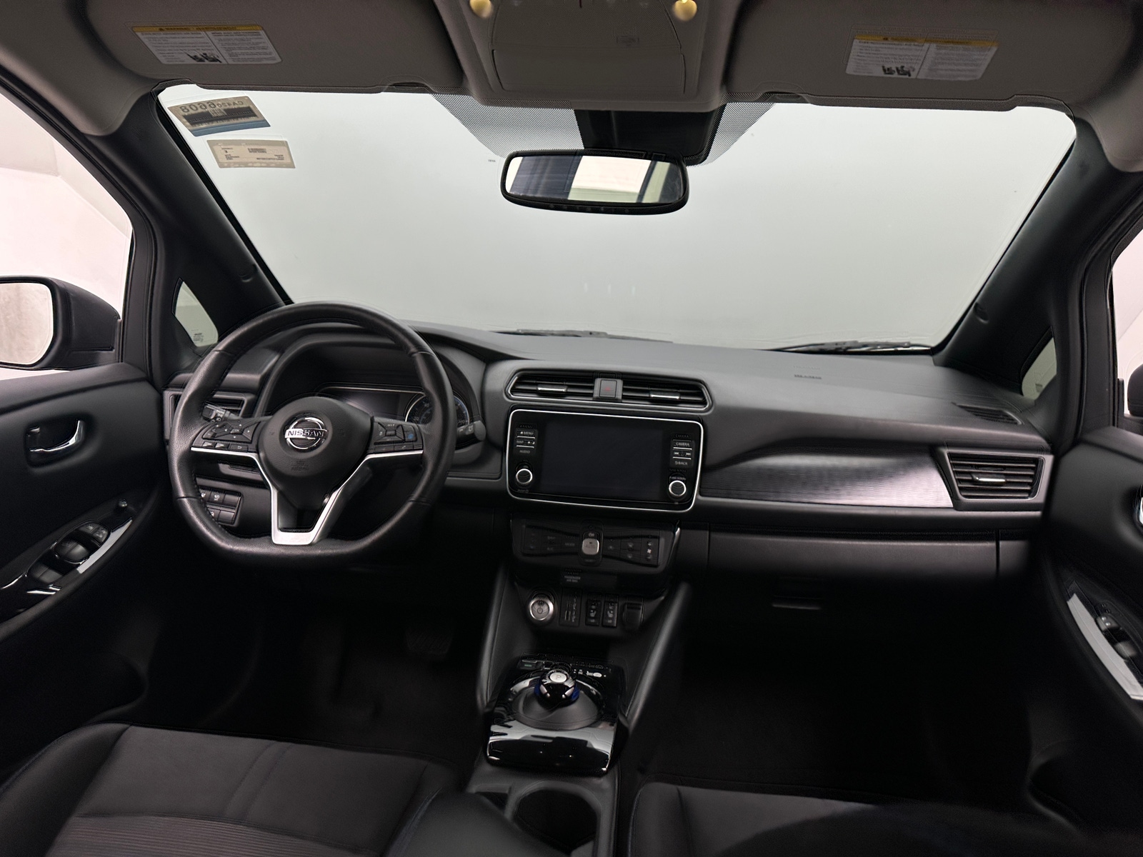 Thumbnail: 2020 Nissan Leaf - 3