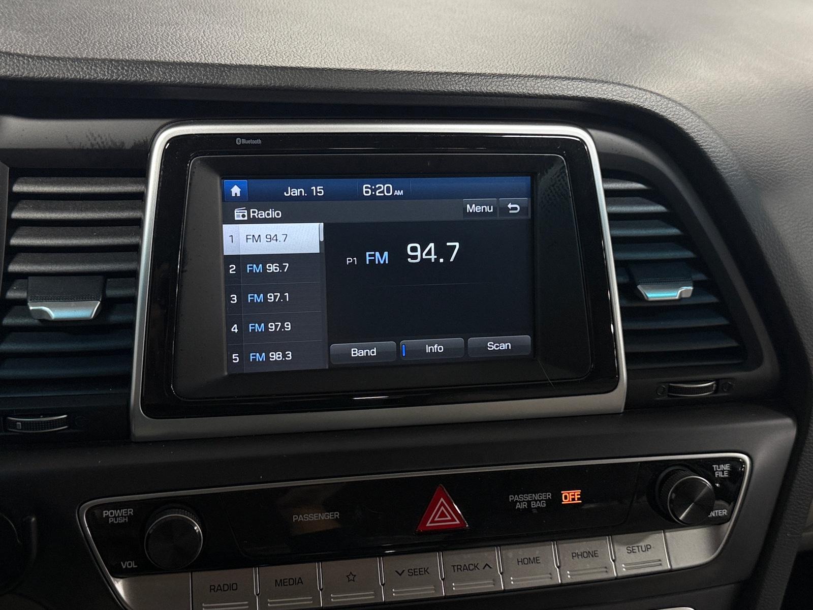 Thumbnail: 2019 Hyundai Sonata - 4