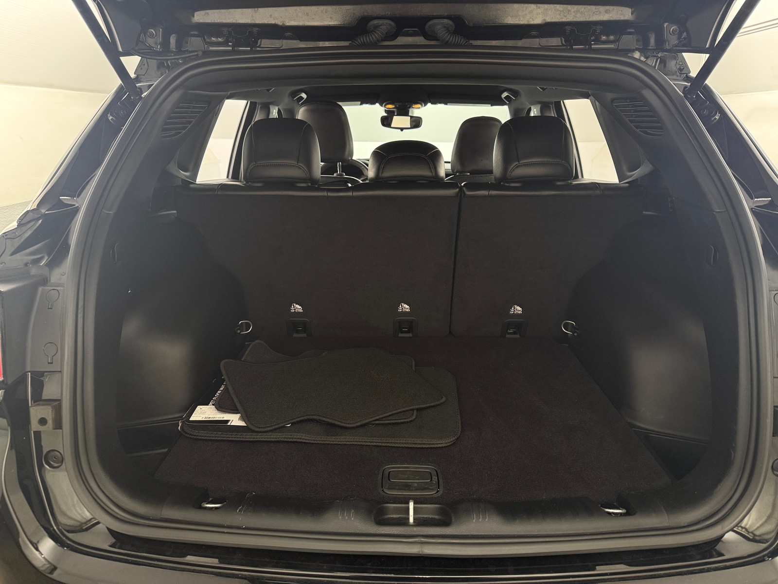 Thumbnail: 2023 Jeep Compass - 7