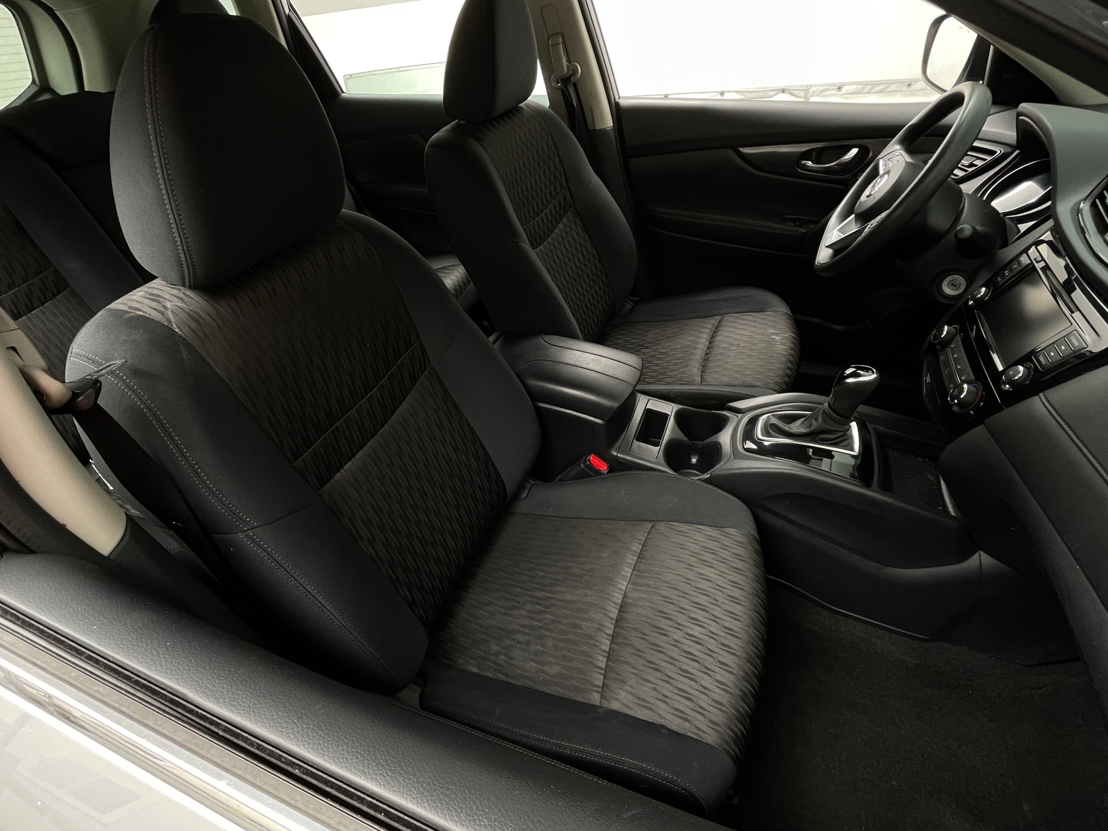 Thumbnail: 2018 Nissan Rogue - 2