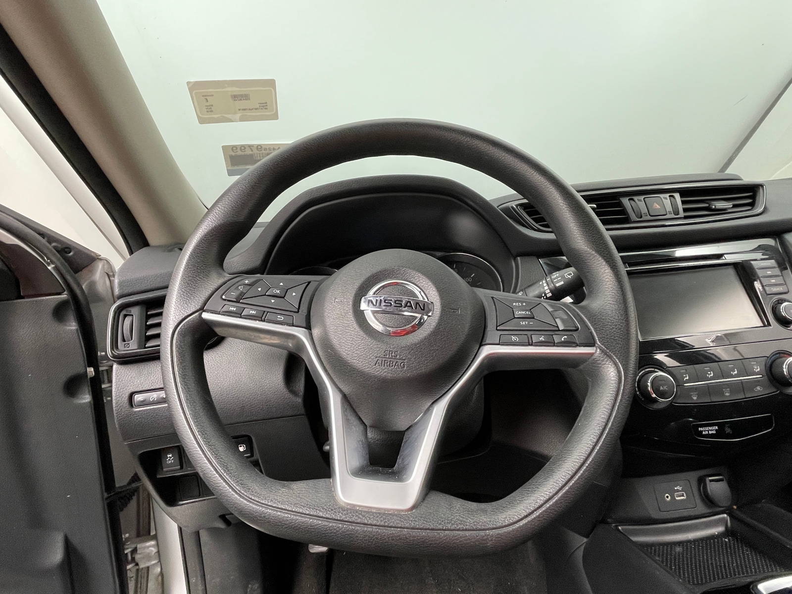 Thumbnail: 2018 Nissan Rogue - 5