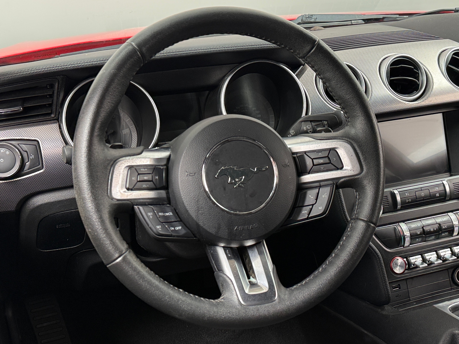 Thumbnail: 2019 Ford Mustang - 4