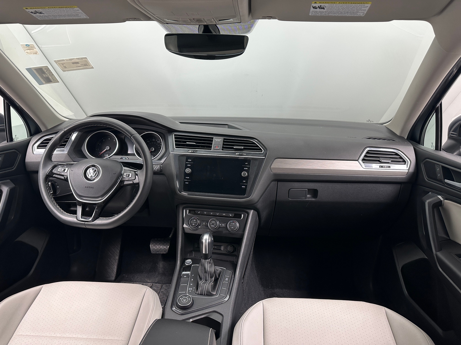 Thumbnail: 2021 Volkswagen Tiguan - 2