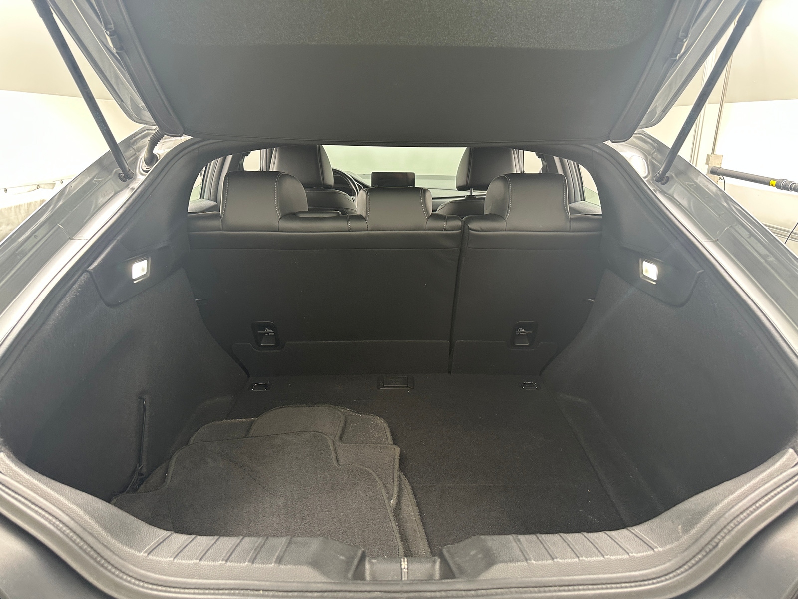 Thumbnail: 2023 Acura Integra - 6