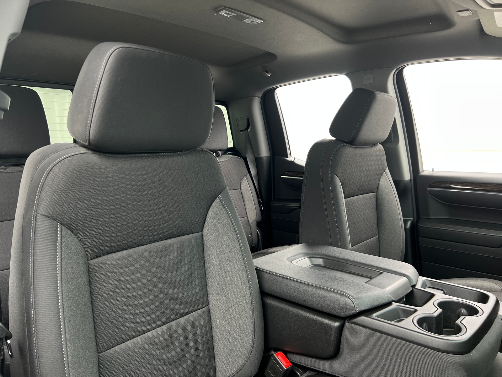 Thumbnail: 2024 GMC Sierra 1500 - 2