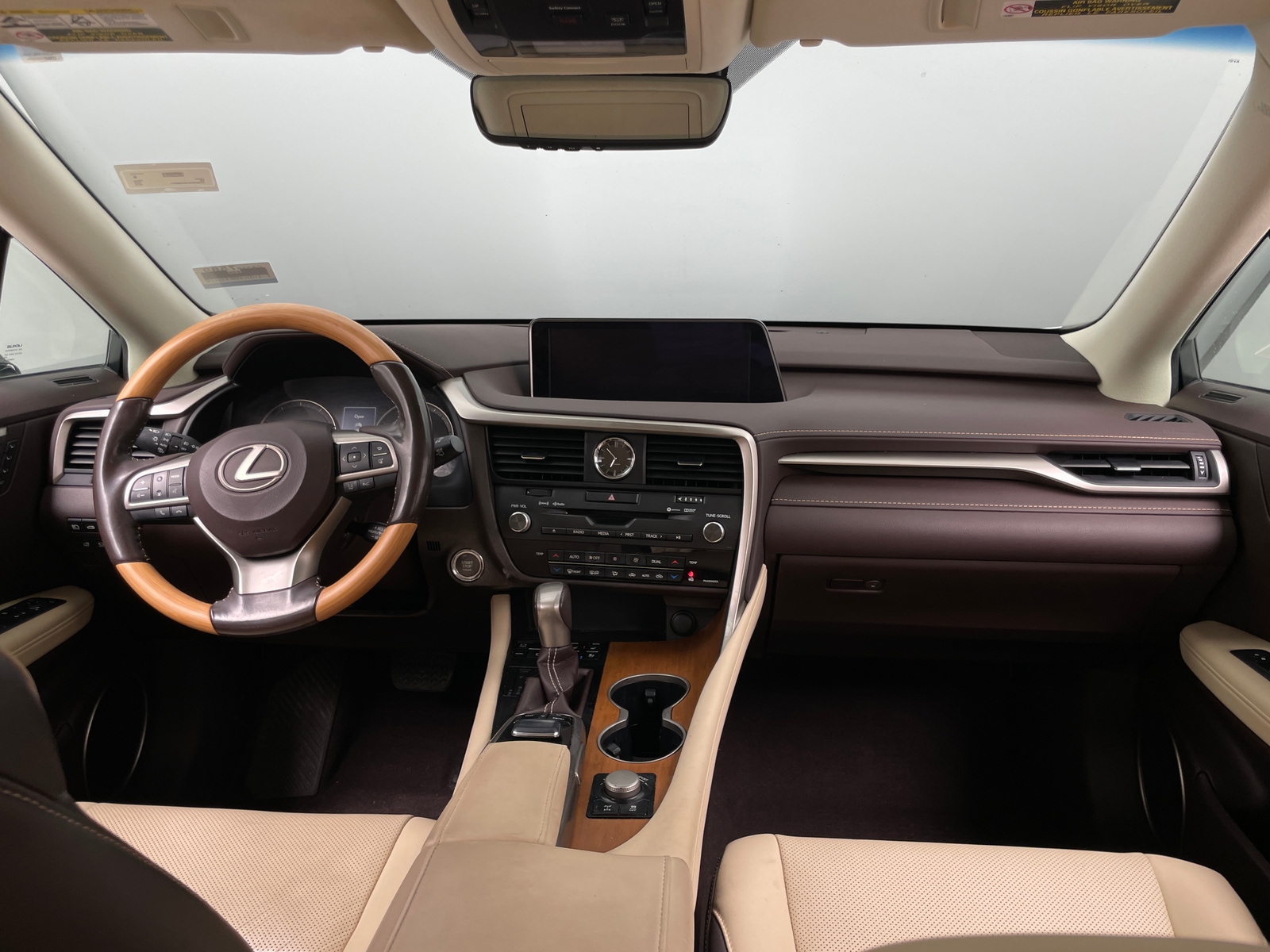 Thumbnail: 2019 Lexus RX - 3