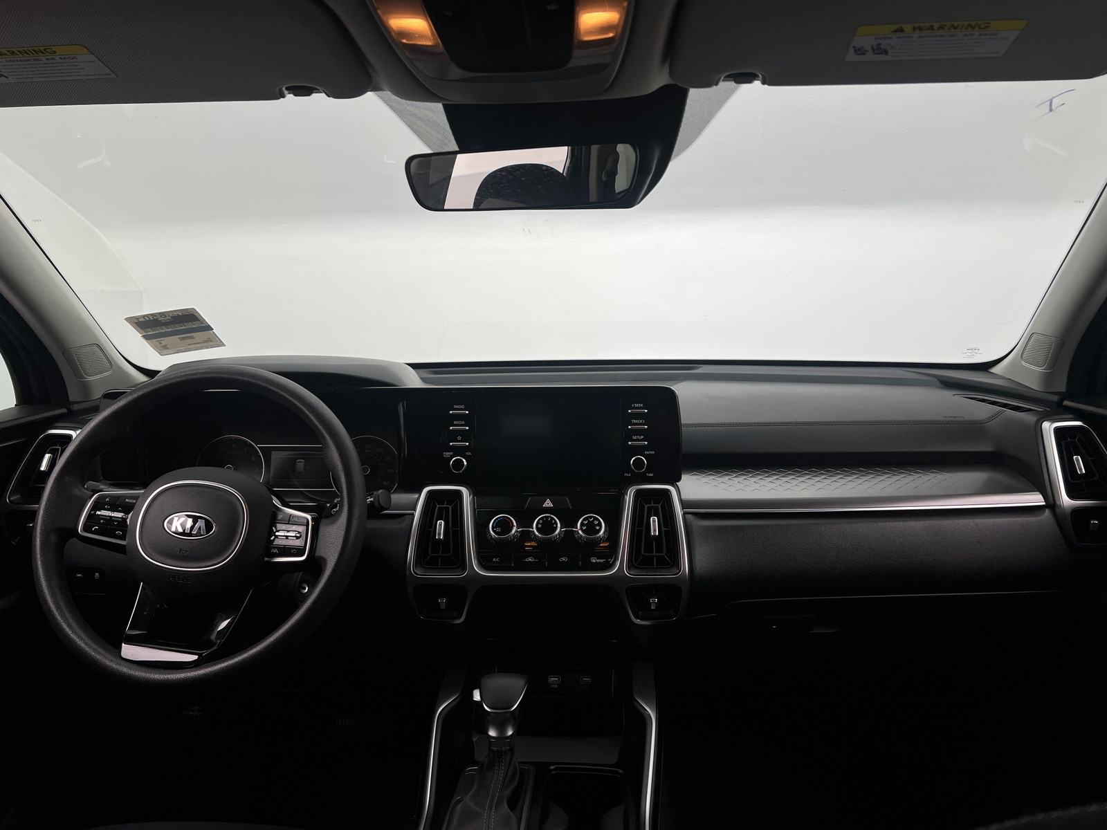 Thumbnail: 2021 Kia Sorento - 3