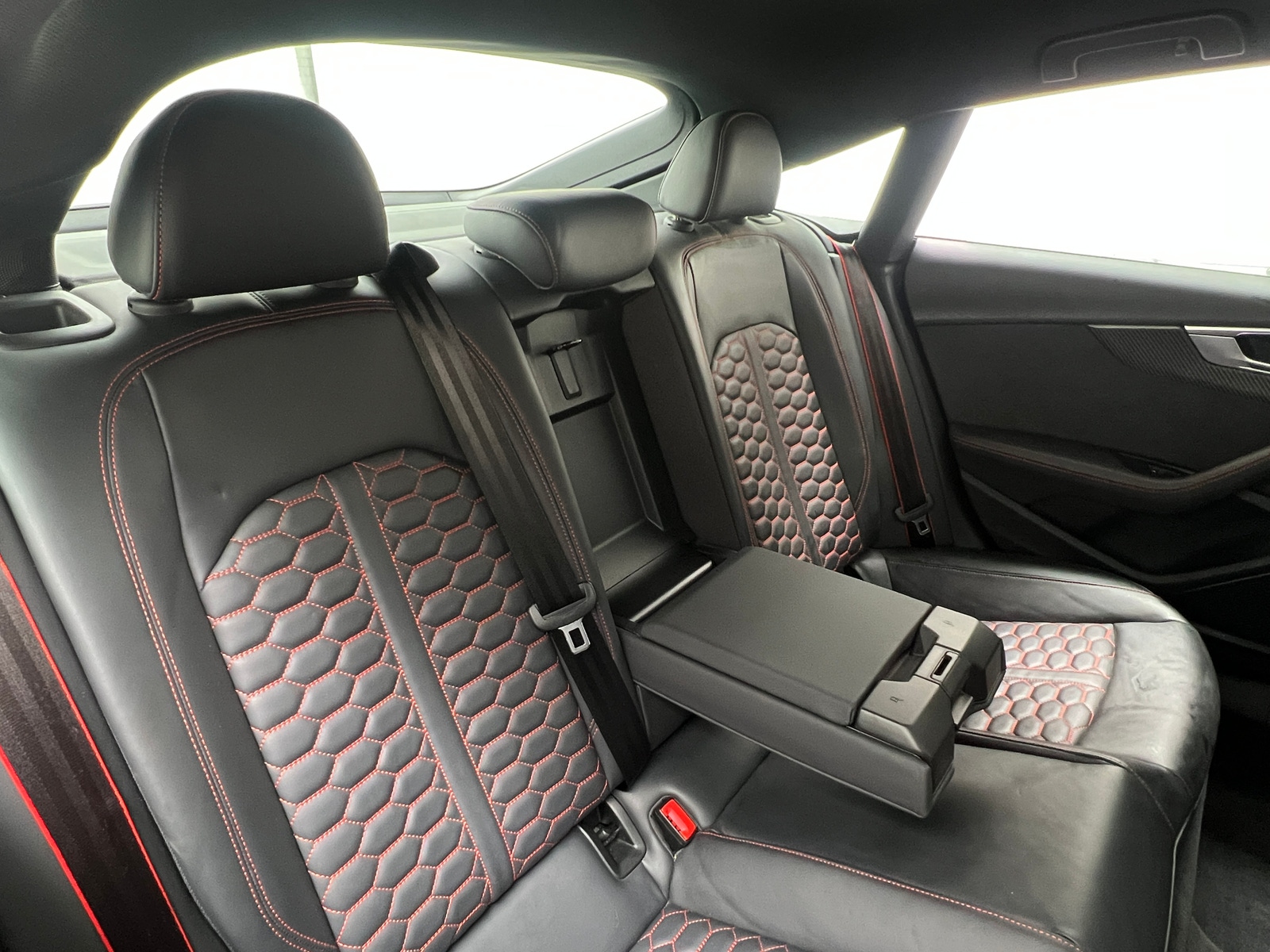 Thumbnail: 2021 Audi RS 5 - 5